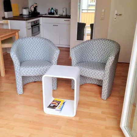 Haus Jahreszeiten 11 * Binz